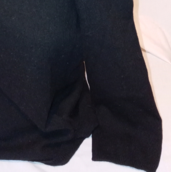 CASHMERE BLACK LONG SLEEVE   SWEATER PETITE LARGE. LASSO BRAND - Picture 3 of 3